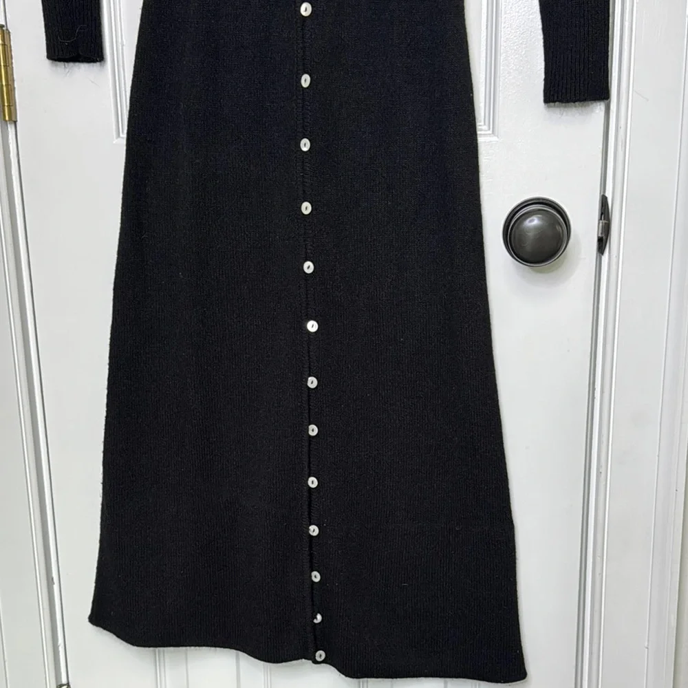 26 International Black Buttoned Sheath Dress - Picture 6 of 8